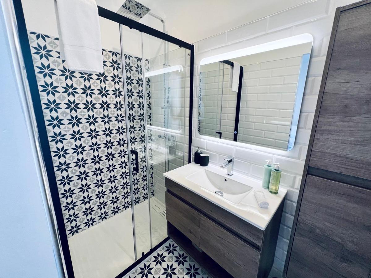 "Le Theodore" Appartement Charmant Proche Gare Avec Place De Parking Devant, Quartier Tres Calme, By Primo C0Nciergerie Nevers Ngoại thất bức ảnh